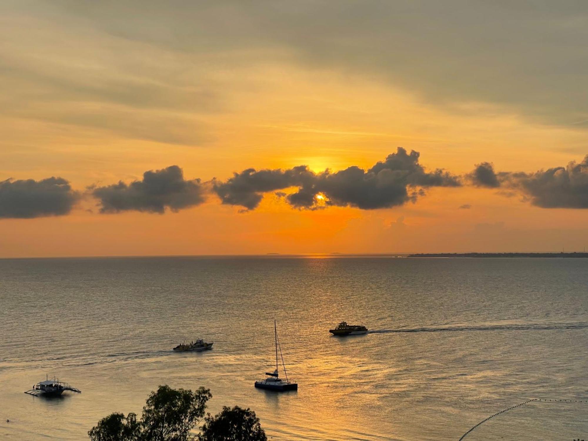 Appartement Sophisticated Oceanview Studio In La Mirada à Île de Mactan Extérieur photo